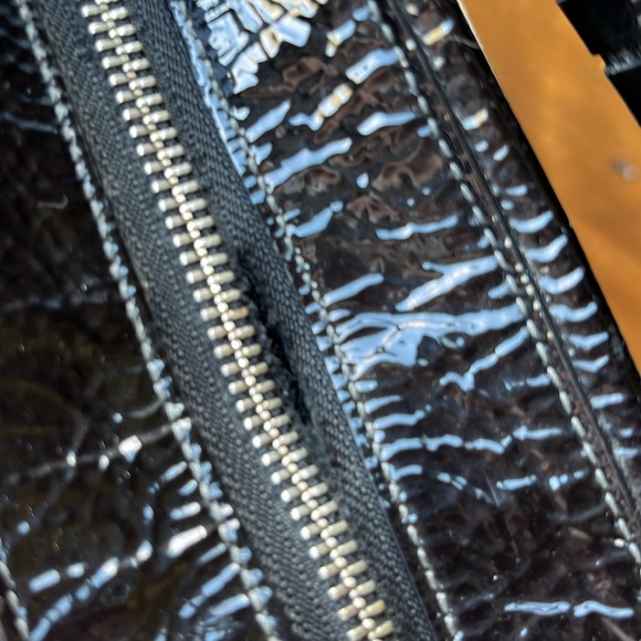 Coach Chelsea 18903 Shoulder Bag - Picture 10 of 16